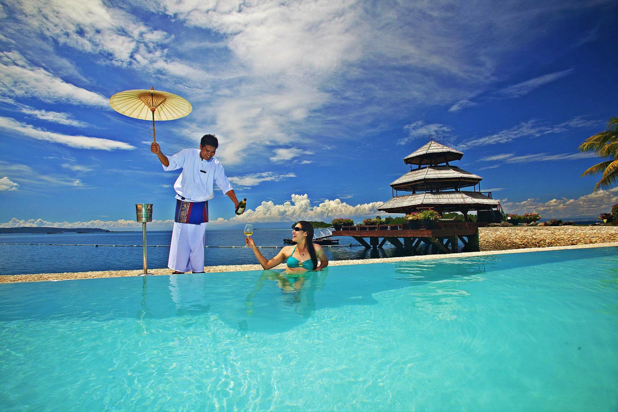 Pearl Farm Beach Resort Самал Экстерьер фото